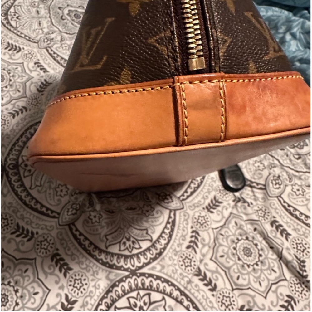 Louis Vuitton Alma PM 💯 % authentic - Picture 7 of 17